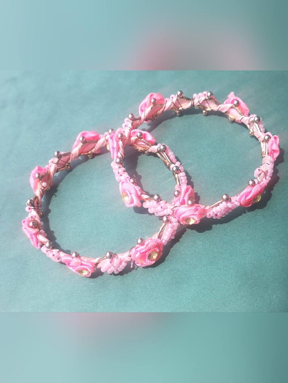 Vintage Handmade Pretty Pink Flower and Bead Bangle Bracelet.